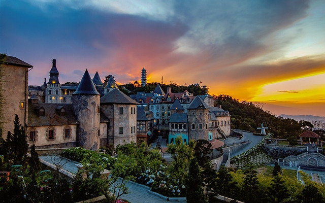 Bà Nà Hills và hành trình đánh thức thành phố ngủ quên thành “điểm đến của thế giới”