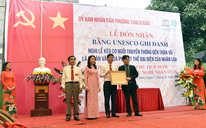 Lễ hội đền Trấn Vũ được tổ chức vào ngày 3-3 âm lịch hằng năm, nhằm thể hiện sự tôn kính của con người với thần linh, phản ảnh những ước mơ, khát vọng của con người mong muốn có cuộc sống an bình.