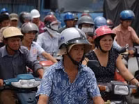 Công bố 10 nhãn hiệu mũ bảo hiểm sản xuất trong nước đạt chất lượng 