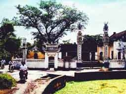 Đình làng Lai Xá.