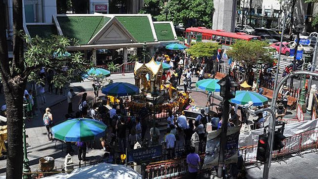 Sáng 19-8, đền Erawan đã mở cửa trở lại đón khách thập phương.