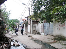 Đường vào "chợ ma túy" 63D Thanh Nhàn
đã thực sự thanh bình?