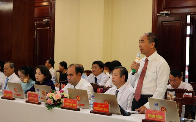 Lãnh đạo tỉnh Bình Phước kiến nghị Bộ TT-TT hỗ trợ tỉnh xây dựng chính quyền điện tử.