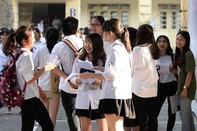 Thí sinh kỳ thi vào lớp 10 THPT của Hà Nội (Ảnh minh họa: THỦY NGUYÊN)