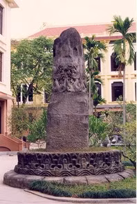 Cột chùa Dạm cũ