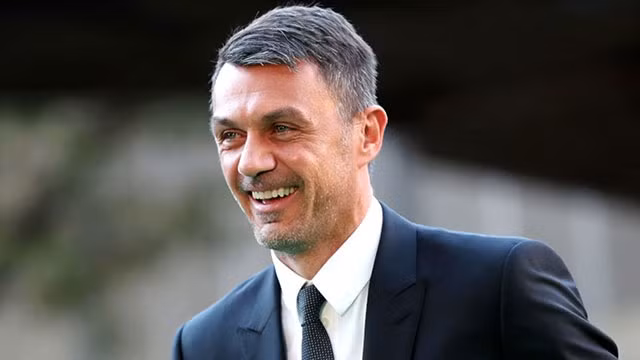 Hậu vệ xuất sắc nhất lịch sử bóng đá thuộc về Paolo Maldini