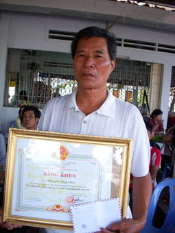 Ông Sơn Hà tốt bụng
