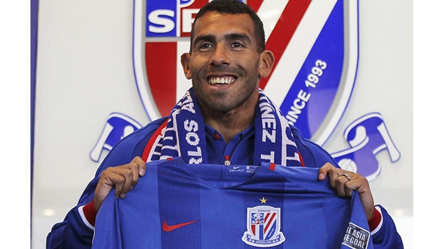 Carlos Tevez tiếp tục gắn bó Shanghai Shenhua