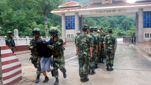 Hình ảnh diễn tập chống khủng bố Thiên Thanh năm 2016 tại cửa khẩu Thanh Thủy, tỉnh Hà Giang.