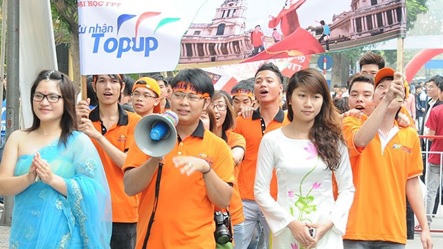 Trường đại học FPT liên kết với Trường đại học Công nghệ Swinburne (Australia) 