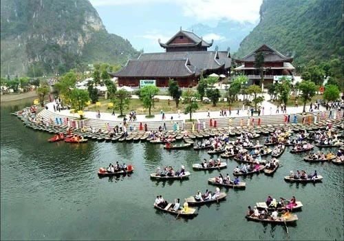 Ninh Bình quyết liệt với việc thu phí ở Khu danh thắng Tràng An
