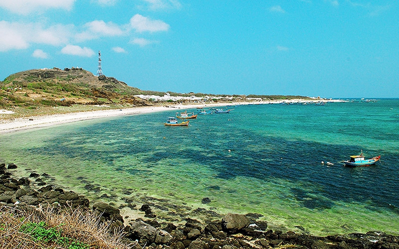 Một góc huyện đảo Phú Quý, tỉnh Bình Thuận. Ảnh: ÐÌNH HÒA