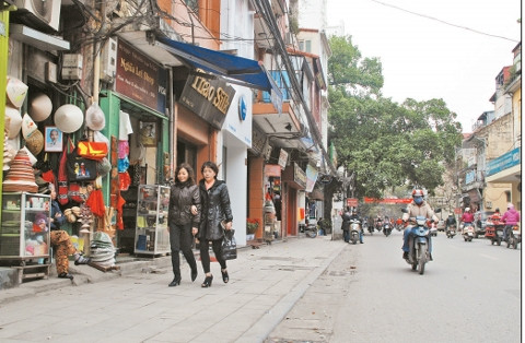 Phố Hàng Gai được chỉnh trang, quy hoạch đường thông, hè thoáng, góp phần làm đẹp Thủ đô.