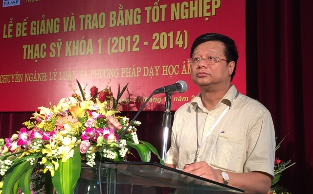 Hiệu trưởng Trường ĐH Sư phạm Nghệ thuật TƯ PGS.TSKH Phạm Lê Hoà.