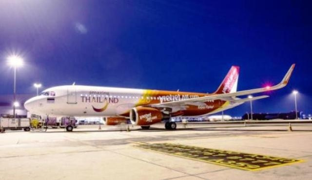 Máy bay của Liên doanh hàng không Thái Vietjet Air đỗ tại sân bay quốc tế Suvarnabhumi ở Bangkok. (Ảnh: Bưu điện Bangkok)