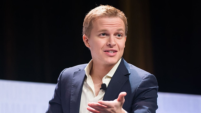 Nhà báo Ronan Farrow của tờ The New Yorker. Ảnh: USA TODAY