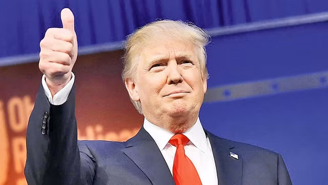 Ông D. Trump đắc cử tổng thống Mỹ.