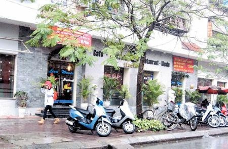 Tầng 1, nhà N6A khu tái định cư Trung Hòa - Nhân Chính cho thuê kinh doanh cửa hàng.