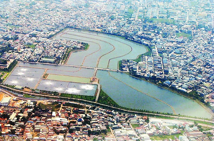 Hồ chứa của Nhà máy xử lý nước thải Bình Hưng Hòa.