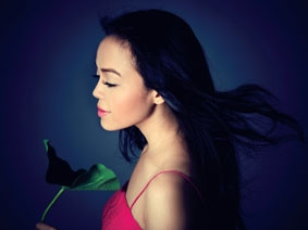 Hình ảnh trong an-bum "Khát vọng".