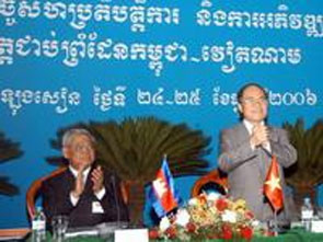 Việt Nam-Campuchia hợp tác phát triển các tỉnh biên giới