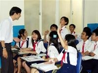 Một tiết dạy sử theo<br>phương pháp mới ở Trường <br>THCS Nguyễn Du, Q.1, TP.HCM