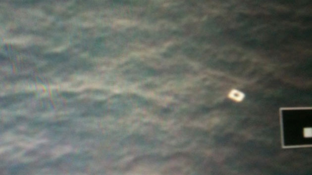 Phát hiện vật thể lạ nghi ngờ là mảnh vỡ của máy bay mất tích