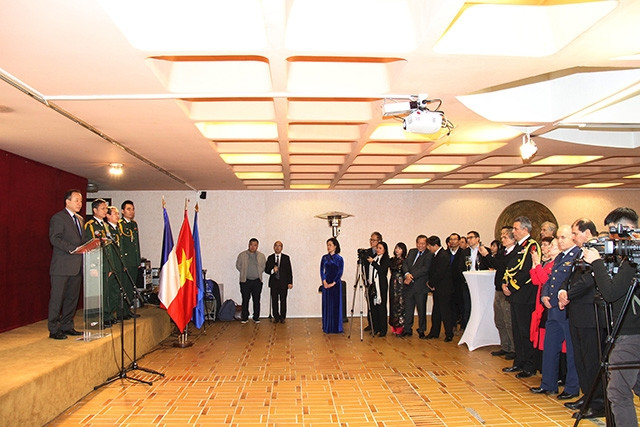 Đại sứ Việt Nam tại Pháp Nguyễn Thiệp phát biểu tại lễ kỷ niệm.