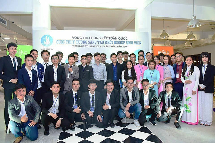 Các bạn trẻ tham dự Vòng chung kết toàn quốc Cuộc thi ý tưởng sáng tạo khởi nghiệp sinh viên lần thứ nhất năm 2017.