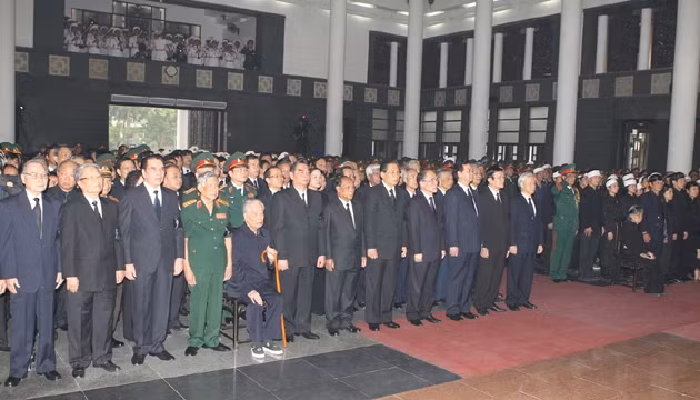 Lễ truy điệu trọng thể đồng chí Ðại tướng Võ Nguyên Giáp tại Nhà tang lễ quốc gia, số 5 Trần Thánh Tông, Hà Nội.