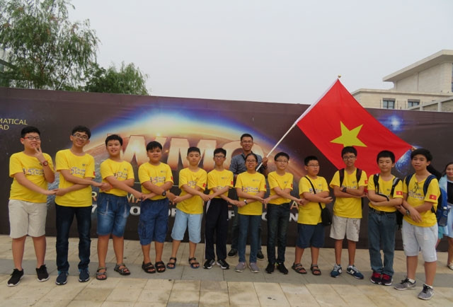 Việt Nam đoạt hai Huy chương bạc tại Cuộc thi Toán học thế giới