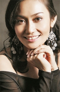 Hạnh Thúy trong phim Trên đỉnh bình yên.