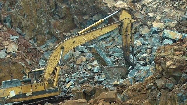 Mỏ khai thác đá cây trái phép tại thôn 10A, xã Đác Lao, huyện Đác Min, tỉnh Đác Nông.