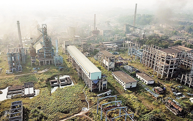 Dự án mở rộng sản xuất giai đoạn 2 Công ty Gang thép Thái Nguyên có tổng mức đầu tư 8.100 tỷ đồng được xây dựng từ năm 2007 nhưng đến nay vẫn “đắp chiếu”. ẢNH | NAM TRẦN