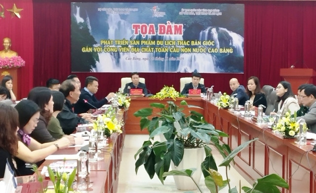 Khai thác tiềm năng du lịch non nước Cao Bằng