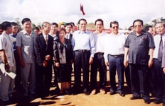 Nông trường cà phê của chị Lượng đã được vinh dự đón tiếp Tổng Bí thư Nông Đức Mạnh sang thăm.