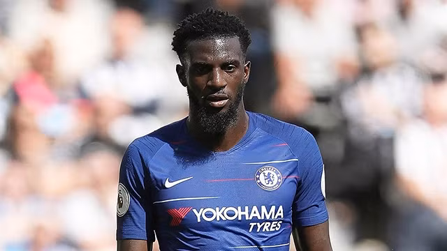 AC Milan muốn mượn tiền vệ Tiemoue Bakayoko