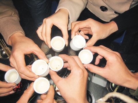  Uống rượu rồi tham gia giao thông là một trong những nguyên nhân làm tăng tai nạn giao thông. Ảnh: TL