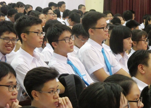 Học sinh lớp 10 Trường THPT chuyên Khoa học Tự nhiên (Trường đại học Khoa học Tự nhiên). (Ảnh minh họa: THÙY LINH)