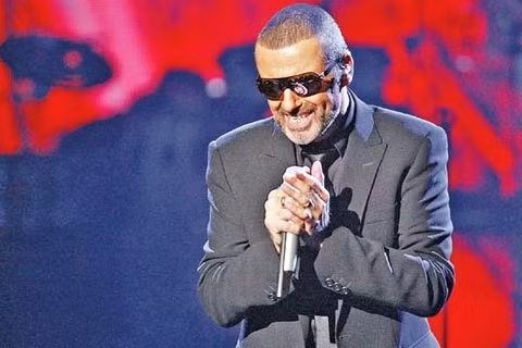 George Michael hoàn hảo ở tuổi 50