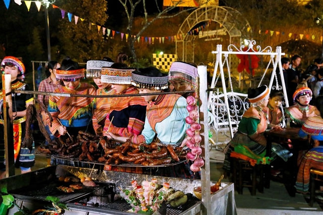 Thưởng thức ẩm thực Tây Bắc ở Sun World Fansipan Legend