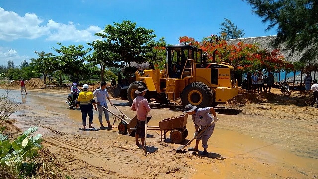 Địa điểm hồ chứa nước bị vỡ, làm nước tràn xuống phía dưới.