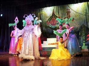 Bà Chúa Tuyết và kỷ lục diễn 6 suất một ngày