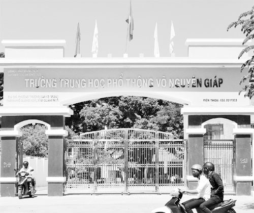 Trường THPT Võ Nguyên Giáp.
