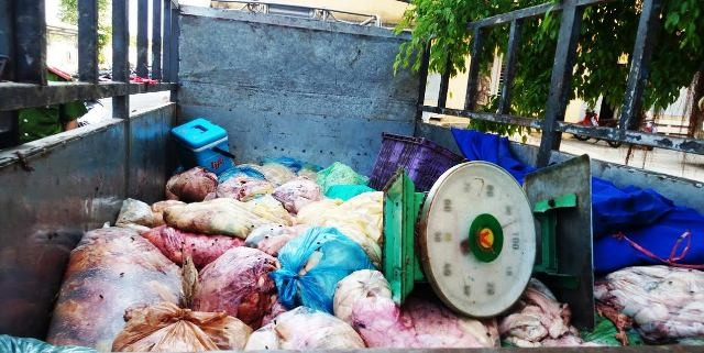 Lượng mỡ không rõ nguồn gốc bị bắt giữ.