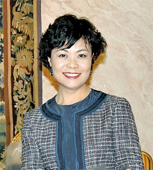 Nhà văn, đừng vong bản 