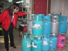 Người tiêu dùng nên thận trong khi mua gas.