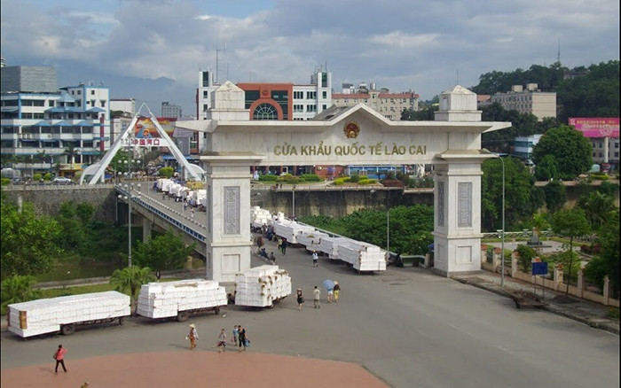 Thị xã Bằng Tường lùi thời điểm thông quan, Bộ Công thương khuyến cáo hoạt động xuất nhập khẩu