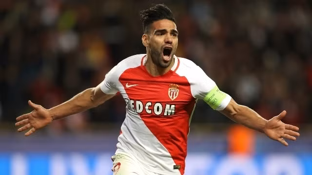 Tiền đạo đội trưởng Radamel Falcao của AS Monaco ăn mừng bàn thắng ghi được vào lưới Borussia Dortmund trong trận tứ kết lượt về Champions League, ngày 20-4. (Ảnh: Goal)