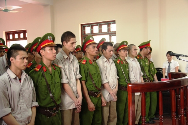 Tuyên án tám bị cáo trong vụ án “quan tài diễu phố” tại Vĩnh Phúc